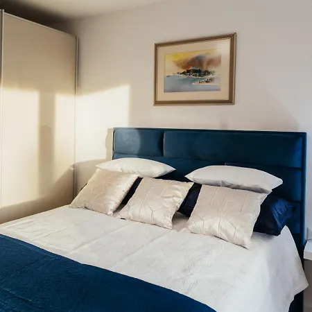 Little Paradise Split