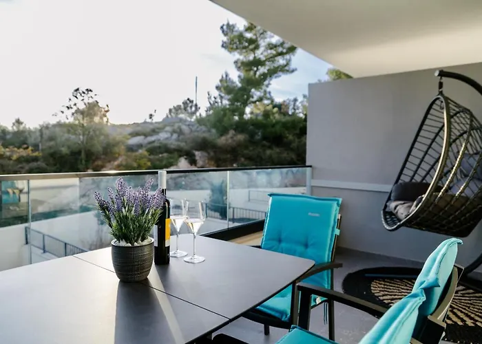 Apartment Little Paradise *