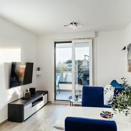 Apartment Little Paradise